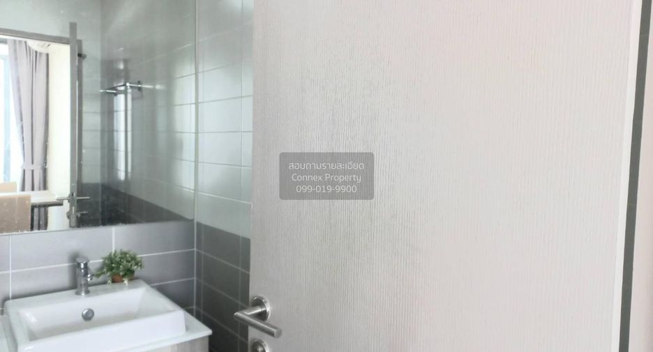 Condo en alquiler de 2 habitaciones en Phra Khanong, Bangkok