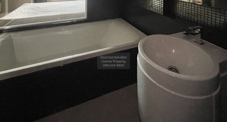 For rent 1 bed condo in Sathon, Bangkok