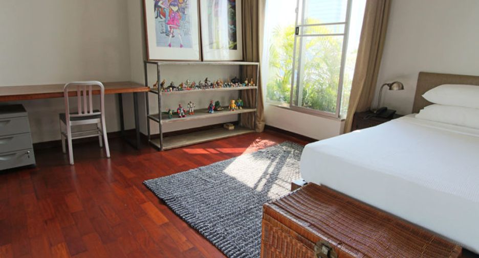 For rent 4 ベッドルーム condo in Sathon, Bangkok