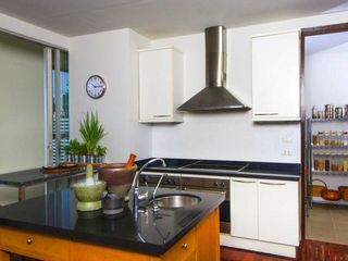 For rent 4 bedrooms condo in Sathon, Bangkok