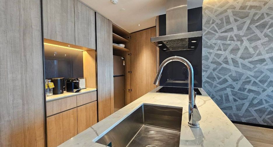 For rent 2 ベッドルーム condo in Sathon, Bangkok