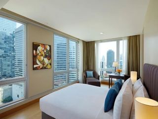 For rent 3 ベッドルーム condo in Sathon, Bangkok