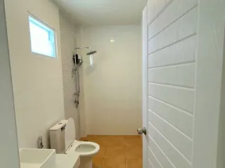 Casa en venta y en alquiler de 3 habitaciones en Mueang Buriram, Buriram