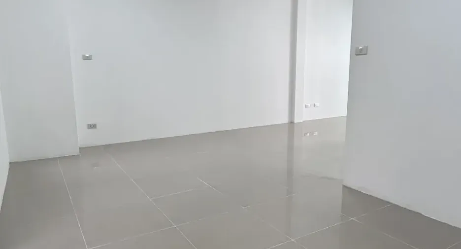 For sale 3 bedrooms townhouse in Phutthamonthon, Nakhon Pathom