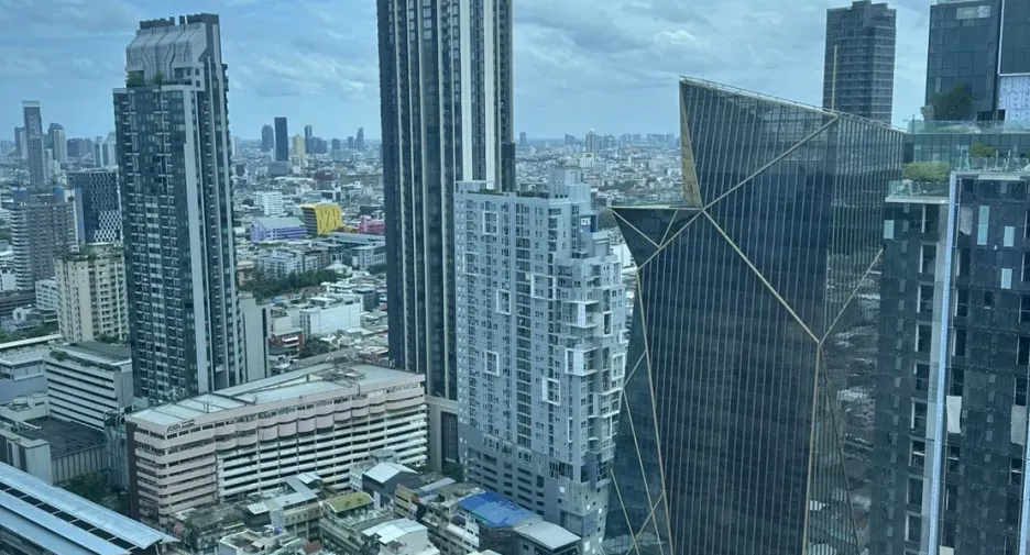 For sale 1 bed condo in Ratchathewi, Bangkok