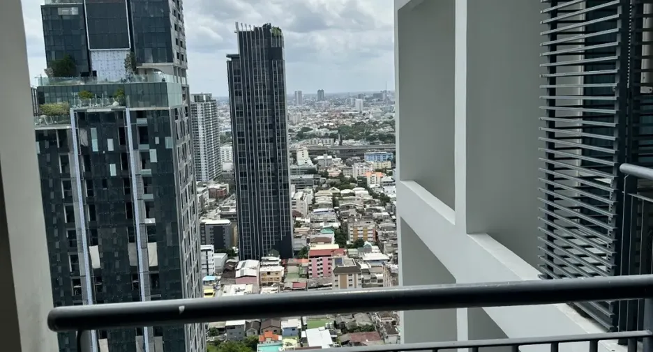 For sale 1 bed condo in Ratchathewi, Bangkok