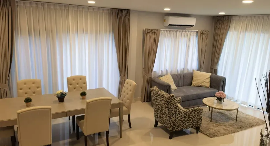 出租 4 卧室 独立屋 在 Bang Phli, Samut Prakan
