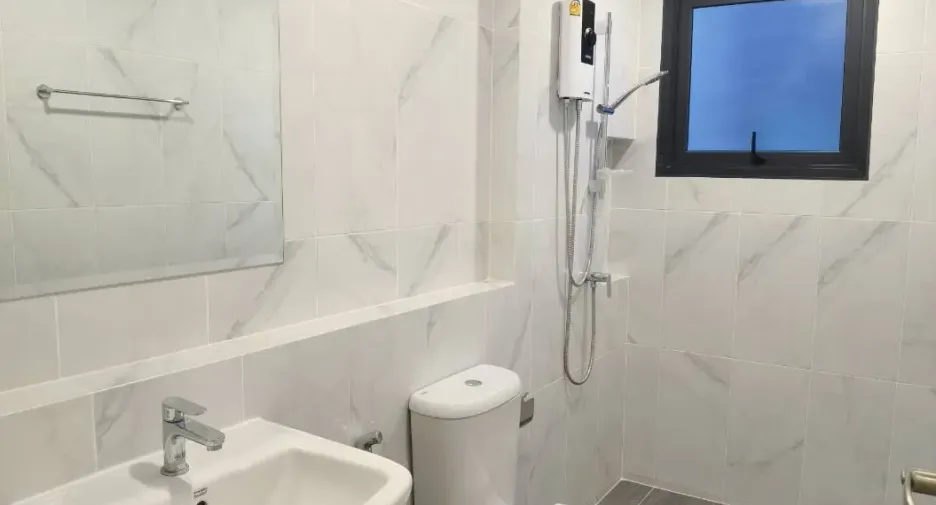 出租 4 卧室 独立屋 在 Bang Phli, Samut Prakan