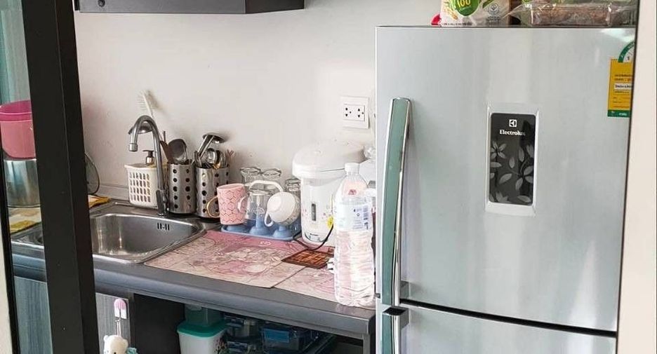 À vendre 1 chambre condo à Bang Na, Bangkok