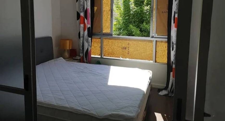 À vendre 1 chambre condo à Yan Nawa, Bangkok