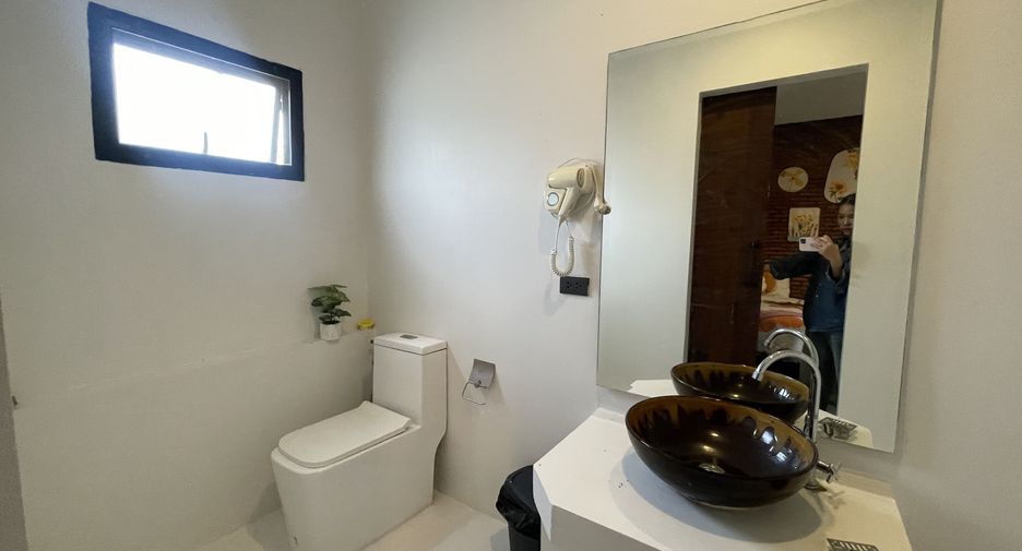 For rent 4 bedrooms villa in Hua Hin, Prachuap Khiri Khan
