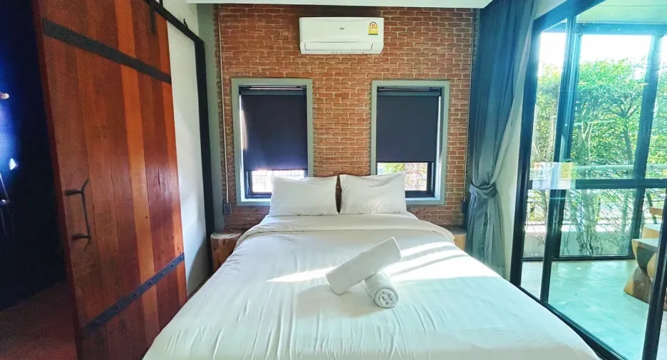 For rent 4 bedrooms villa in Hua Hin, Prachuap Khiri Khan