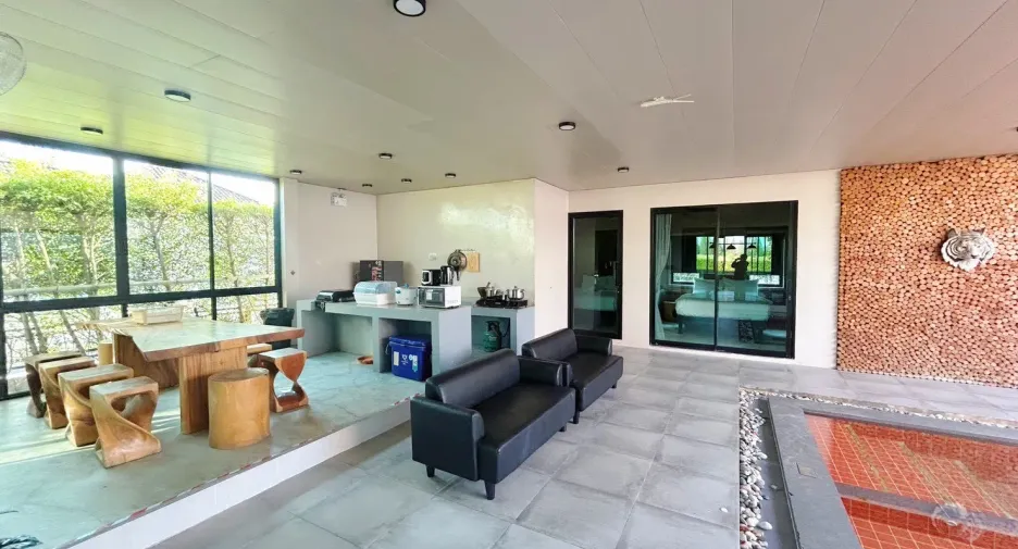 For rent 4 bedrooms villa in Hua Hin, Prachuap Khiri Khan