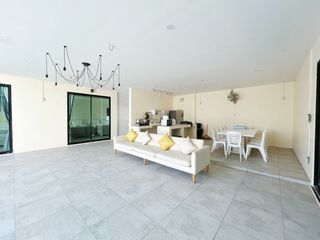 For rent 4 bedrooms villa in Hua Hin, Prachuap Khiri Khan