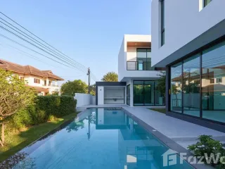 Haus zur Miete mit 4 Zimmer in Mueang Chiang Mai, Chiang Mai