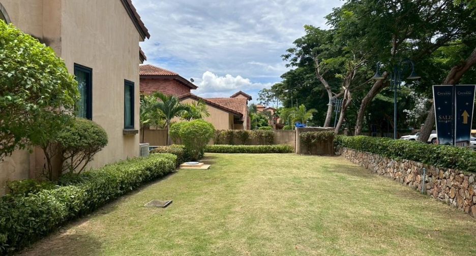 À vendre 3 chambres villa à Huay Yai, Pattaya