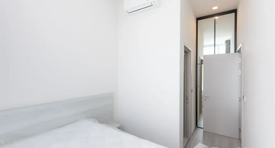 For rent 1 bed condo in Phra Khanong, Bangkok