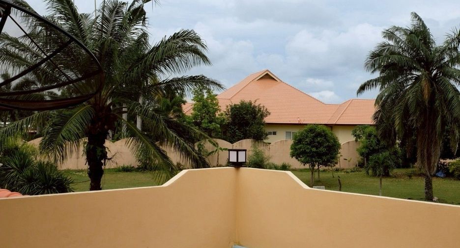 À vendre 6 chambres maison à Bang Lamung, Chonburi