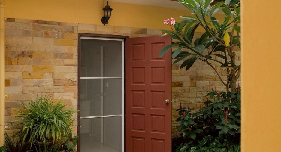 À vendre 6 chambres maison à Bang Lamung, Chonburi