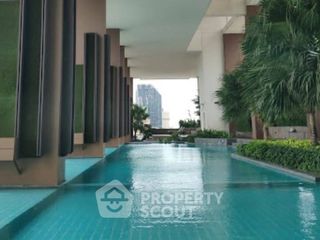 À vendre 2 chambres condo à Bang Na, Bangkok