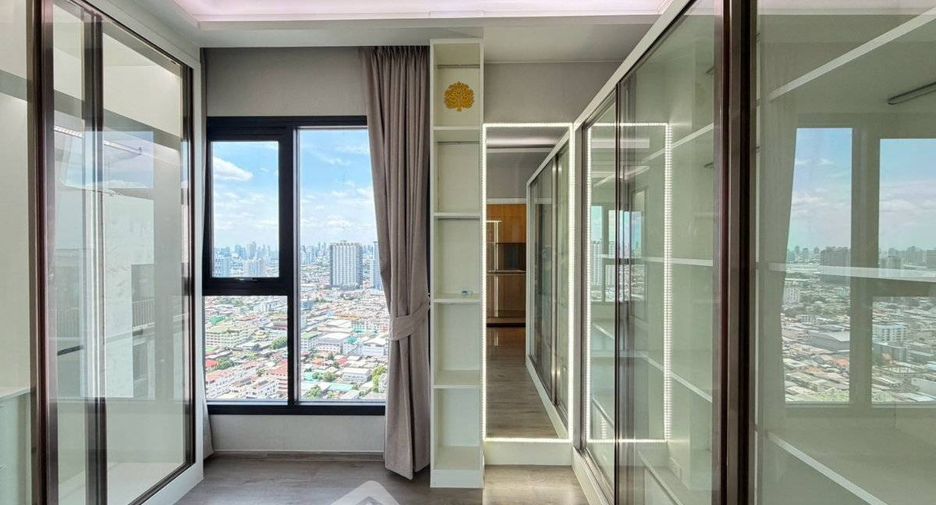 Condo en venta de 2 habitaciones en Bang Sue, Bangkok