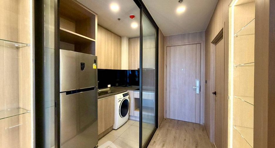 Condo en venta de 2 habitaciones en Bang Sue, Bangkok