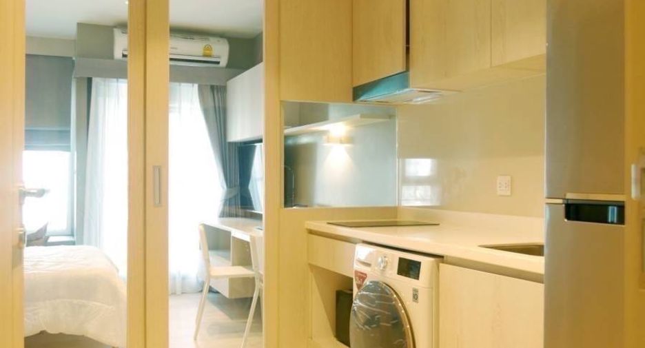 For rent 1 bed condo in Pathum Wan, Bangkok