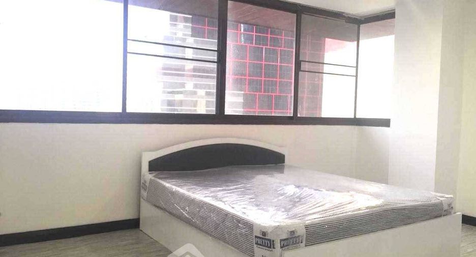 ให้เช่า 3 ห้องนอน คอนโด ใน วัฒนา, กรุงเทพฯ