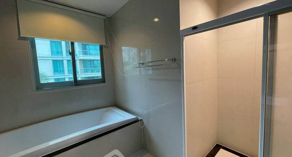 Condo en alquiler de 2 habitaciones en Pathum Wan, Bangkok