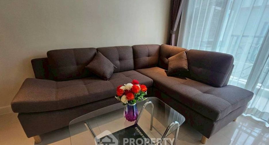 For rent 3 bedrooms condo in Watthana, Bangkok