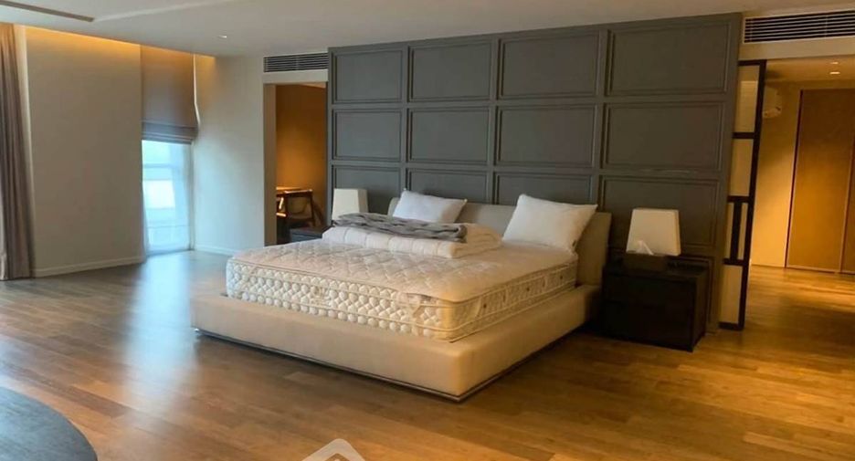 Wohnung zur Miete mit 3 Zimmer in Watthana, Bangkok