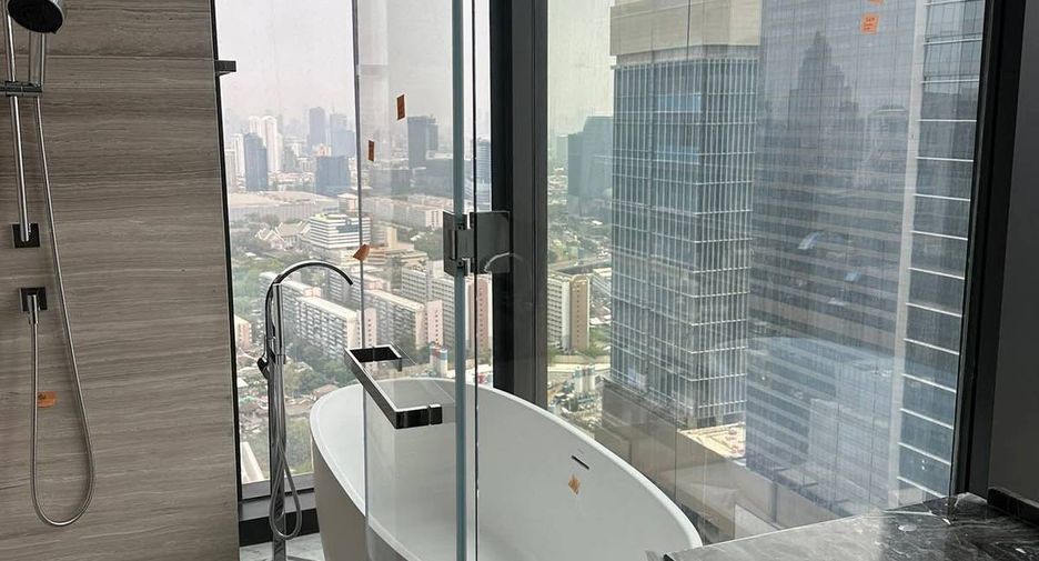 Wohnung zur Miete mit 2 Zimmer in Sathon, Bangkok