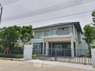 Casa en alquiler de 4 habitaciones en Prawet, Bangkok