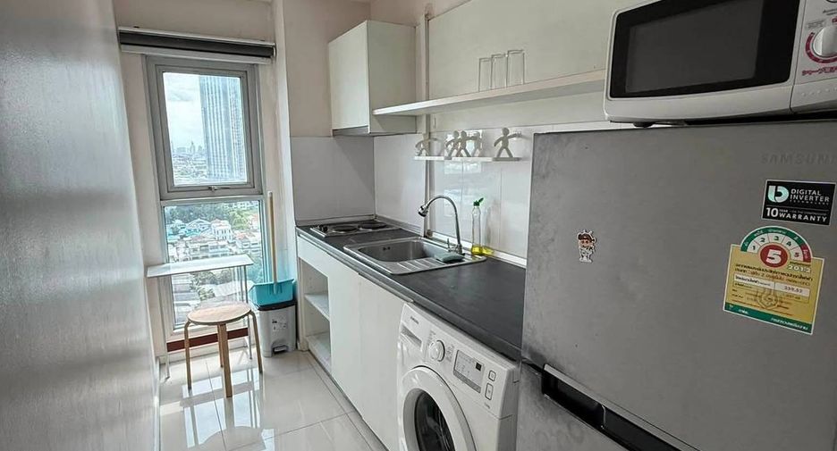 Wohnung zur Miete mit 2 Zimmer in Khlong Toei, Bangkok