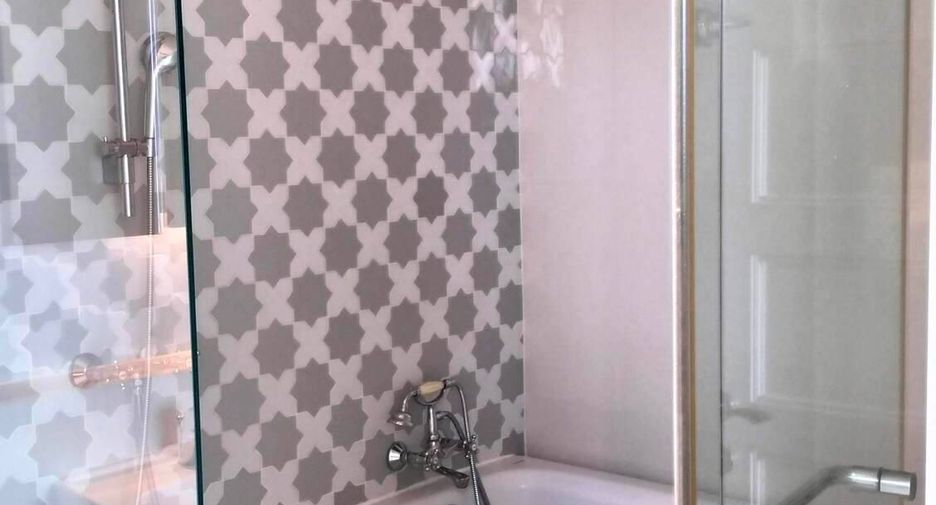 À vendre 1 chambre condo à Khlong Toei, Bangkok