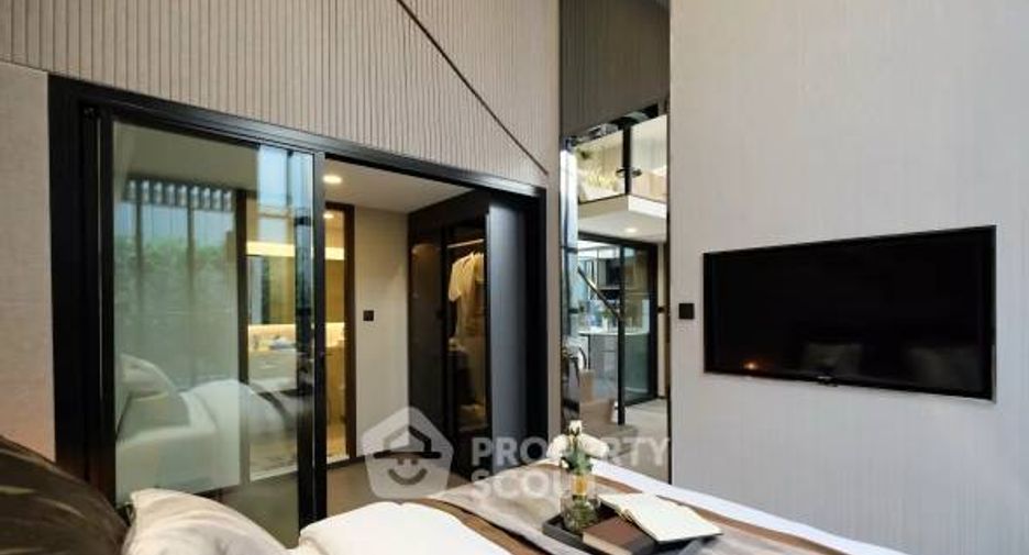 For sale 2 bedrooms condo in Bang Rak, Bangkok