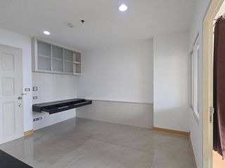 For sale 1 bed condo in Huai Khwang, Bangkok