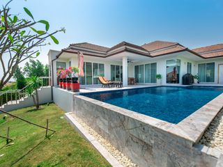 For sale 3 ベッドルーム villa in Hua Hin, Prachuap Khiri Khan