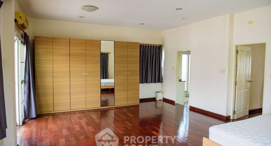 Аренда и продажа 3 спальни дом в Лат Крабанг, Бангкок