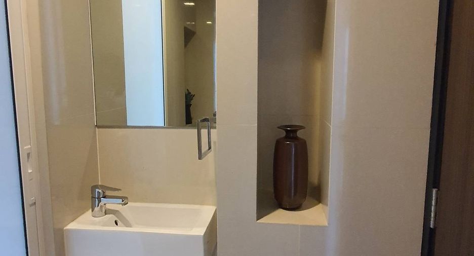Condo en venta de 2 habitaciones en Khlong Toei, Bangkok