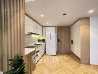 Продажа 2 спальни кондо в Чатучак, Бангкок