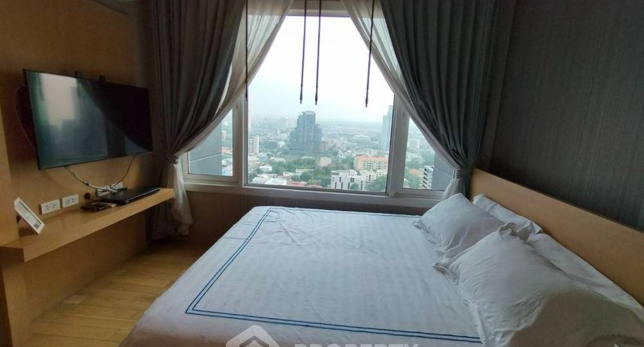 ขาย 2 ห้องนอน คอนโด ใน คลองเตย, กรุงเทพฯ