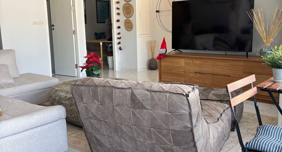 For sale 2 bedrooms condo in Watthana, Bangkok