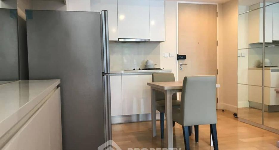 For sale 1 bed condo in Sathon, Bangkok