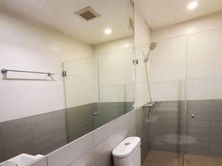 For sale 2 bedrooms condo in Huai Khwang, Bangkok