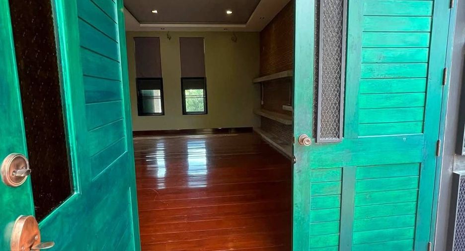 Haus zum Kauf mit 5 Zimmer in Huay Yai, Pattaya