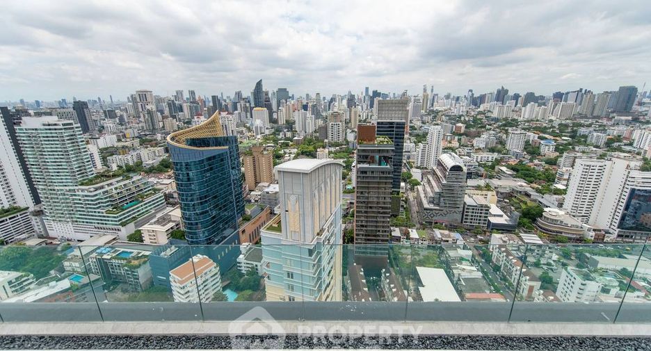 À vendre 2 chambres condo à Watthana, Bangkok