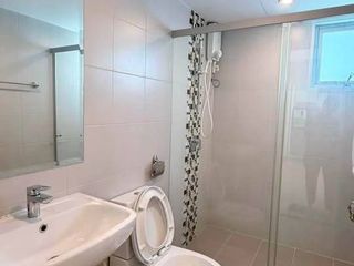 Wohnung zum Kauf mit 2 Zimmer in Huai Khwang, Bangkok
