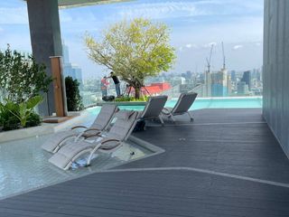 Condo en venta de 2 habitaciones en Pathum Wan, Bangkok