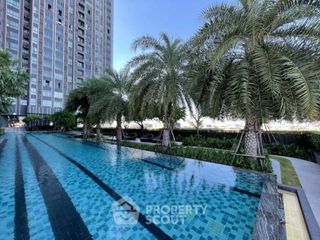 For sale 1 Beds condo in Bang Na, Bangkok